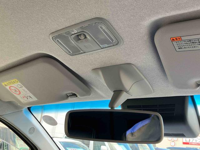 ムーヴ カスタム　ＲＳ　ハイパーリミテッドＳＡＩＩＩ　４ＷＤ　ターボ　スマートアシスト　パノラマモニター　プッシュボタンスタート　ナビ付き　フォグランプ　アイドリングストップ　オートハイビーム　ベンチシート　運転席・助手席ＳＲＳエアバッグ（42枚目）