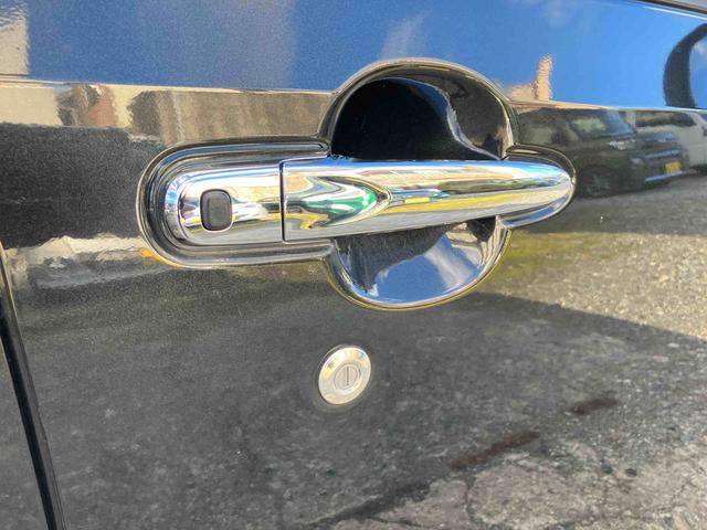 ムーヴ カスタム　ＲＳ　ハイパーリミテッドＳＡＩＩＩ　４ＷＤ　ターボ　スマートアシスト　パノラマモニター　プッシュボタンスタート　ナビ付き　フォグランプ　アイドリングストップ　オートハイビーム　ベンチシート　運転席・助手席ＳＲＳエアバッグ（52枚目）