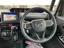 タント カスタムＲＳ　２ＷＤ　ＣＶＴ　スマートアシスト　運転席・助手席シートヒーター　クルーズコントロール　ミラクルオープンドア　電動両側スライドドア　パノラマモニター　ドライブレコーダー　ＥＴＣ付き　ナビ付き（7枚目）