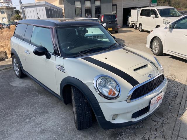 ＭＩＮＩ クーパーＳ　クラブマン　ナビＴＶ　アルミホイール　ＨＩＤ　キーレスエントリー　電動格納ミラー　ＡＴ　盗難防止システム　電動リアゲート　ＡＢＳ　ＣＤ　エアコン（14枚目）