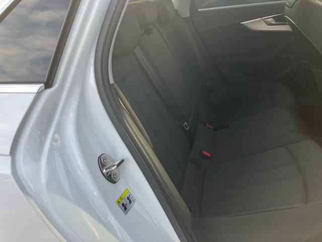 Ａ４アバント ３５ＴＦＳＩ　アドバンスド　クワトロ　オートクルーズ　レーンアシスト　Ｂｌｕｅｔｏｏｔｈ接続　パーワーシート　シートヒーター　アルミ　ＥＴＣ　スマートキー（13枚目）