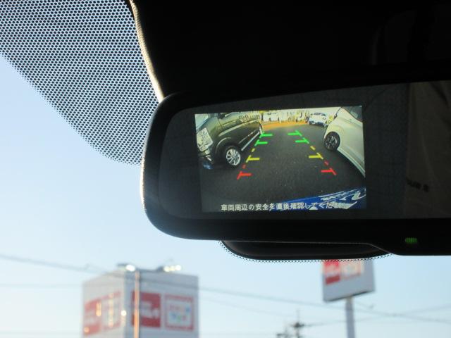 デイズ Ｓ　４ＷＤ　バックカメラ　前席シートヒーター　ＣＤプレーヤー　衝突被害軽減ブレーキ　オートライト　マニュアルエアコン　ステアリングリモコン　キーレスエントリー　アイドリングストップ　ハンドルヒーター　ドアバイザー　保証付販売車（11枚目）