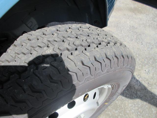 キャリイトラック ＫＣエアコン・パワステ　４ＷＤ　４ＡＴ　ＡＭ／ＦＭラジオ　衝突被害軽減ブレーキ　オートライト　キーレスエントリー　アイドリングストップ　横滑り防止装置　パワーウィンドー　アクセサリーソケット（48枚目）