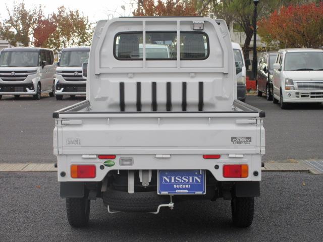 キャリイトラック 農繁スペシャル　４ＷＤ　４枚リーフスプリング装着車　ラジオ　オートライト　オートエアコン　フォグランプ　キーレスエントリー　荷台マット　荷台灯　メッキドアハンドル　フロアマット　ドアバイザー　シガーライター　パワーウィンドー　横滑り防止装置　衝突被害軽減Ｂ（46枚目）