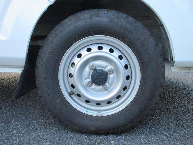 キャリイトラック 農繁スペシャル　４ＷＤ　４枚リーフスプリング装着車　ラジオ　オートライト　オートエアコン　フォグランプ　キーレスエントリー　荷台マット　荷台灯　メッキドアハンドル　フロアマット　ドアバイザー　シガーライター　パワーウィンドー　横滑り防止装置　衝突被害軽減Ｂ（50枚目）