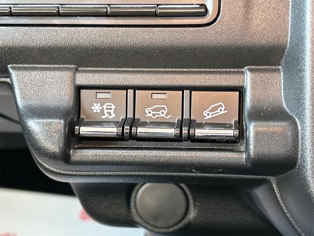 ハスラー ＨＹＢＲＩＤ　Ｇ　４ＷＤ　ディスプレイオーディオ　Ｂカメラ　衝突被害軽減ブレーキ　パーキングセンサー　ステアリングリモコン　前席シートヒーター　アイドリングストップ　横滑り防止装置　キーレスプッシュスタート　オートライト　オートエアコン　ＥＴＣ　保証付販売車（15枚目）