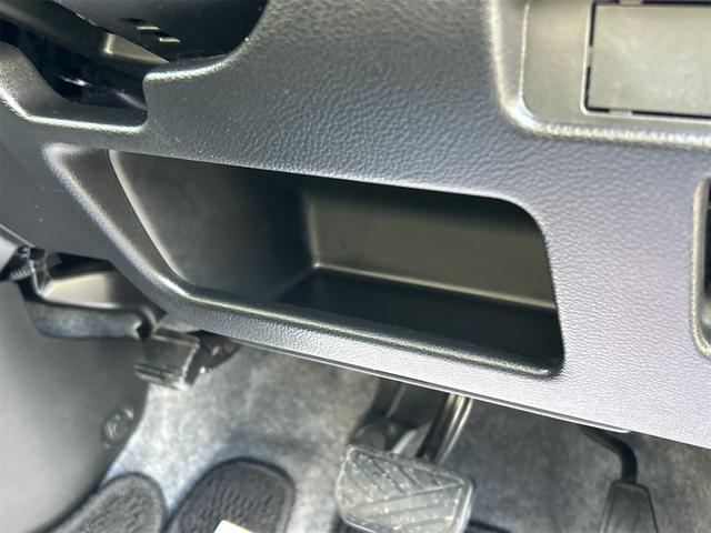 ハスラー ＨＹＢＲＩＤ　Ｇ　４ＷＤ　ディスプレイオーディオ　Ｂカメラ　衝突被害軽減ブレーキ　パーキングセンサー　ステアリングリモコン　前席シートヒーター　アイドリングストップ　横滑り防止装置　キーレスプッシュスタート　オートライト　オートエアコン　ＥＴＣ　保証付販売車（28枚目）