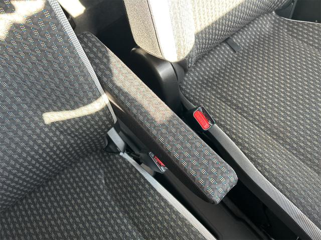 ハスラー ＨＹＢＲＩＤ　Ｇ　４ＷＤ　ディスプレイオーディオ　Ｂカメラ　衝突被害軽減ブレーキ　パーキングセンサー　ステアリングリモコン　前席シートヒーター　アイドリングストップ　横滑り防止装置　キーレスプッシュスタート　オートライト　オートエアコン　ＥＴＣ　保証付販売車（30枚目）