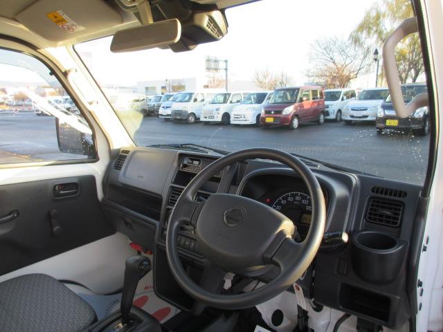 ＮＴ１００クリッパートラック ＤＸセーフティパッケージ　４ＷＤ　ＡＴ　ＡＭ／ＦＭラジオ　オートライト　エアコン　パワステ　衝突被害軽減ブレーキ　横滑り防止装置　シガーソケット　キー　保証付販売車（5枚目）