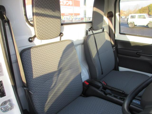 ＮＴ１００クリッパートラック ＤＸセーフティパッケージ　４ＷＤ　ＡＴ　ＡＭ／ＦＭラジオ　オートライト　エアコン　パワステ　衝突被害軽減ブレーキ　横滑り防止装置　シガーソケット　キー　保証付販売車（13枚目）