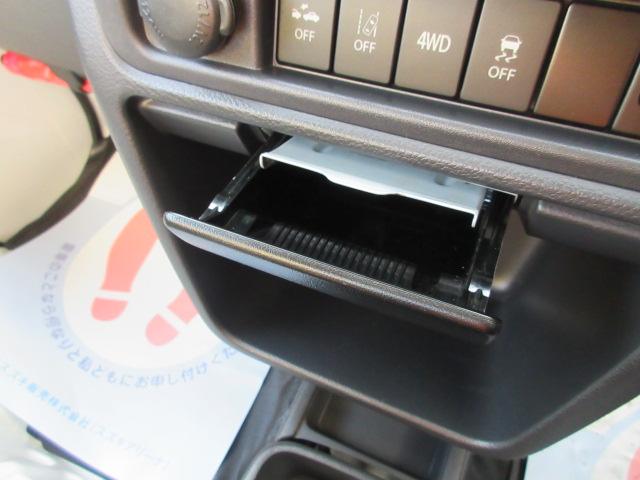 ＮＴ１００クリッパートラック ＤＸセーフティパッケージ　４ＷＤ　ＡＴ　ＡＭ／ＦＭラジオ　オートライト　エアコン　パワステ　衝突被害軽減ブレーキ　横滑り防止装置　シガーソケット　キー　保証付販売車（27枚目）