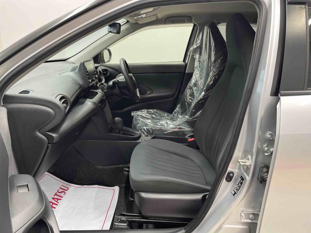 ヤリスクロス ハイブリッドＸ（13枚目）