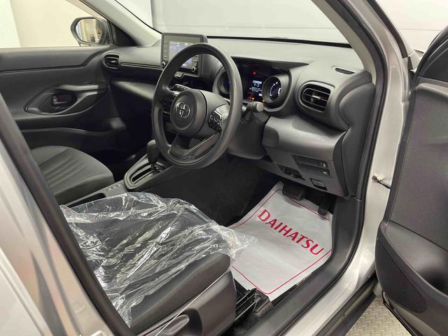 ヤリスクロス ハイブリッドＸ（15枚目）