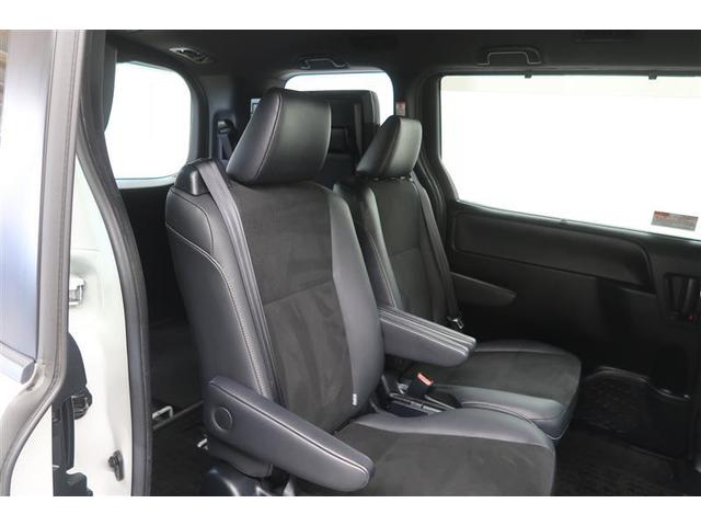 ノア ハイブリッドＳｉ　ダブルバイビー　フルセグ　メモリーナビ　ＤＶＤ再生　バックカメラ　衝突被害軽減システム　ＥＴＣ　両側電動スライド　ＬＥＤヘッドランプ　乗車定員７人　３列シート　ワンオーナー　フルエアロ　記録簿（15枚目）