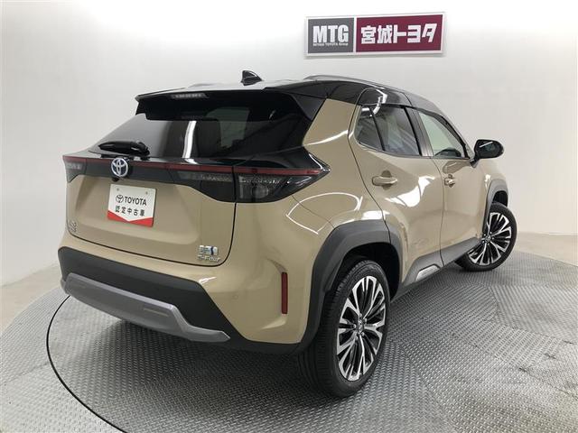 ヤリスクロス ハイブリッドZ アドベンチャー 4WD フルセグ メモリーナビ ミュージックプレイヤー接続可 バックカメラ 衝突被害軽減システム ETC LEDヘッドランプ ワンオーナー 記録簿(5枚目)