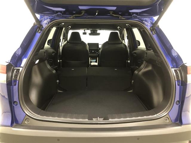 カローラクロス ハイブリッド　Ｚ　メモリーナビ　ミュージックプレイヤー接続可　バックカメラ　衝突被害軽減システム　ＥＴＣ　ドラレコ　ＬＥＤヘッドランプ　ワンオーナー（12枚目）