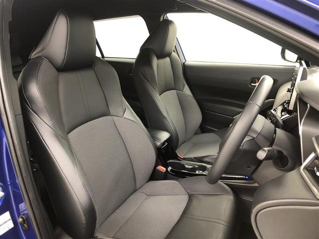 カローラクロス ハイブリッド　Ｚ　メモリーナビ　ミュージックプレイヤー接続可　バックカメラ　衝突被害軽減システム　ＥＴＣ　ドラレコ　ＬＥＤヘッドランプ　ワンオーナー（17枚目）