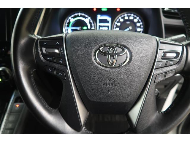 アルファードハイブリッド Ｓ　タイプゴールド　４ＷＤ　フルセグ　メモリーナビ　ミュージックプレイヤー接続可　後席モニター　バックカメラ　衝突被害軽減システム　ＥＴＣ　両側電動スライド　ＬＥＤヘッドランプ　乗車定員７人　３列シート　ワンオーナー（23枚目）