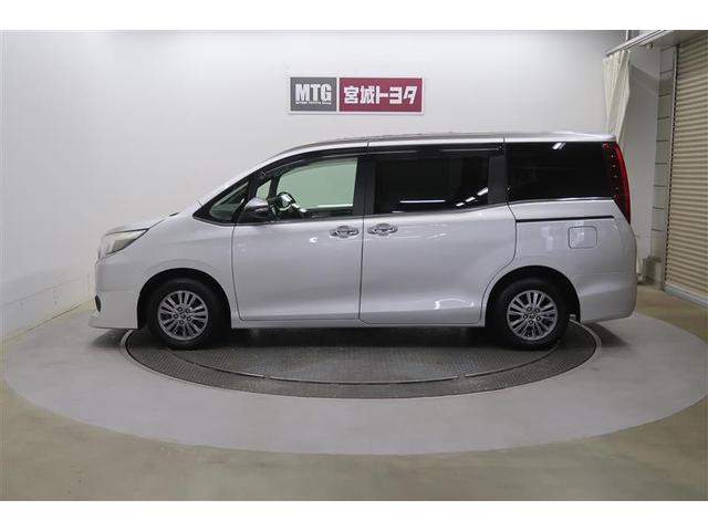 エスクァイア Ｘｉ　フルセグ　メモリーナビ　ＤＶＤ再生　バックカメラ　ＥＴＣ　ドラレコ　電動スライドドア　ＬＥＤヘッドランプ　乗車定員７人　３列シート　ワンオーナー　記録簿　アイドリングストップ（7枚目）