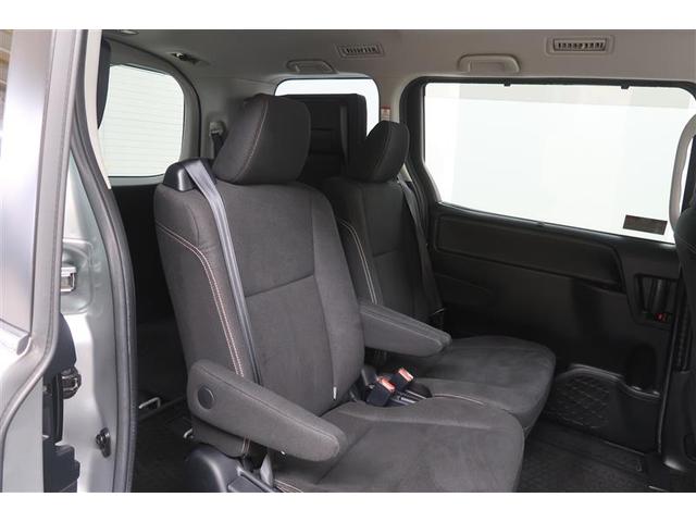 エスクァイア Ｘｉ　フルセグ　メモリーナビ　ＤＶＤ再生　バックカメラ　ＥＴＣ　ドラレコ　電動スライドドア　ＬＥＤヘッドランプ　乗車定員７人　３列シート　ワンオーナー　記録簿　アイドリングストップ（14枚目）