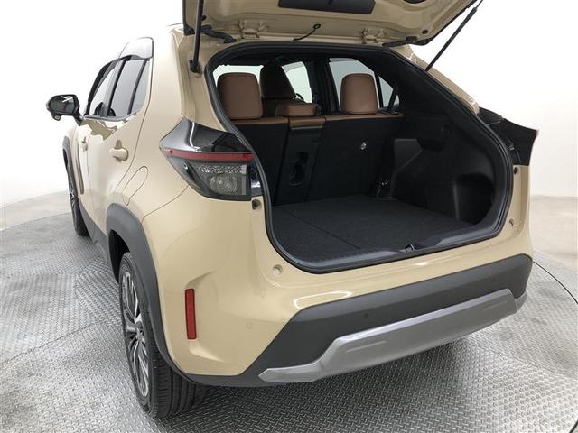 ヤリスクロス ハイブリッドＺ　アドベンチャー　フルセグ　メモリーナビ　ミュージックプレイヤー接続可　バックカメラ　衝突被害軽減システム　ＥＴＣ　ドラレコ　ＬＥＤヘッドランプ　ワンオーナー　記録簿（9枚目）