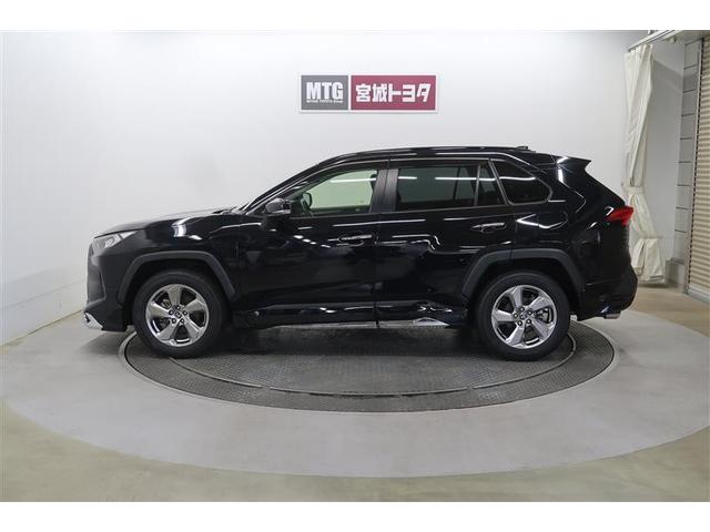 RAV4 G サンルーフ 4WD フルセグ メモリーナビ ミュージックプレイヤー接続可 バックカメラ 衝突被害軽減システム ETC LEDヘッドランプ ワンオーナー フルエアロ(9枚目)