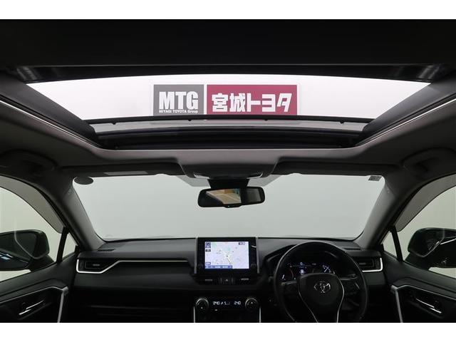 RAV4 G サンルーフ 4WD フルセグ メモリーナビ ミュージックプレイヤー接続可 バックカメラ 衝突被害軽減システム ETC LEDヘッドランプ ワンオーナー フルエアロ(17枚目)
