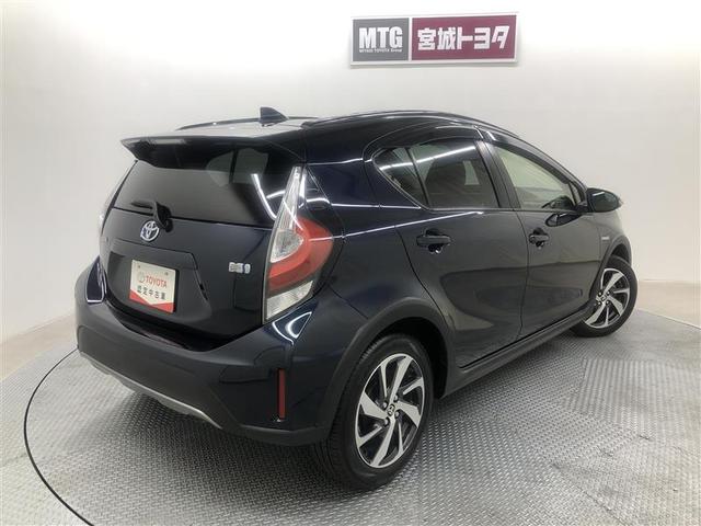 アクア クロスオーバー フルセグ メモリーナビ DVD再生 バックカメラ 衝突被害軽減システム ETC ワンオーナー 記録簿(5枚目)