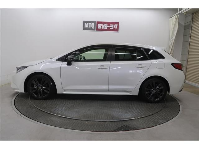 カローラツーリング ハイブリッド　ダブルバイビー　フルセグ　メモリーナビ　ミュージックプレイヤー接続可　バックカメラ　衝突被害軽減システム　ＥＴＣ　ＬＥＤヘッドランプ　ワンオーナー　記録簿（9枚目）