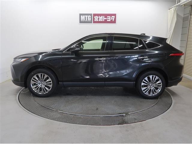 ハリアーハイブリッド Ｚ　レザーパッケージ　革シート　サンルーフ　４ＷＤ　フルセグ　メモリーナビ　ミュージックプレイヤー接続可　バックカメラ　衝突被害軽減システム　ＥＴＣ　ドラレコ　ＬＥＤヘッドランプ　ワンオーナー（10枚目）