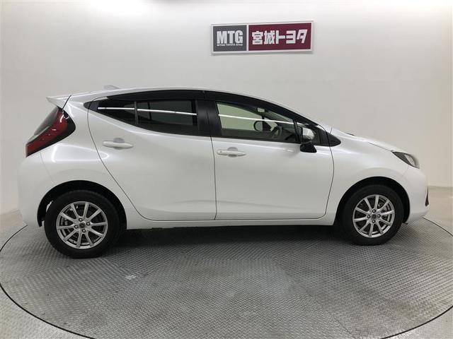 アクア Ｘ　４ＷＤ　メモリーナビ　ミュージックプレイヤー接続可　バックカメラ　衝突被害軽減システム　ＥＴＣ　ドラレコ　ＬＥＤヘッドランプ　ワンオーナー（6枚目）