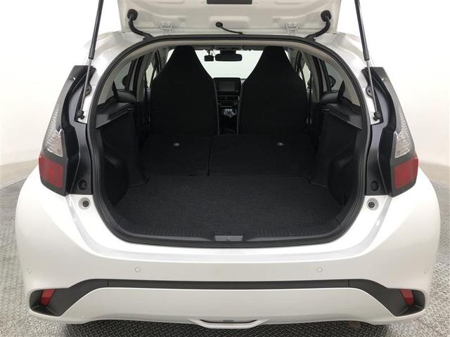 アクア Ｘ　４ＷＤ　メモリーナビ　ミュージックプレイヤー接続可　バックカメラ　衝突被害軽減システム　ＥＴＣ　ドラレコ　ＬＥＤヘッドランプ　ワンオーナー（12枚目）