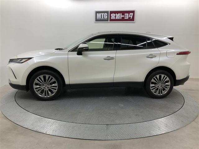 ハリアーハイブリッド Ｚ　レザーパッケージ　革シート　サンルーフ　４ＷＤ　フルセグ　メモリーナビ　ミュージックプレイヤー接続可　バックカメラ　衝突被害軽減システム　ＥＴＣ　ドラレコ　ＬＥＤヘッドランプ　ワンオーナー　記録簿（4枚目）