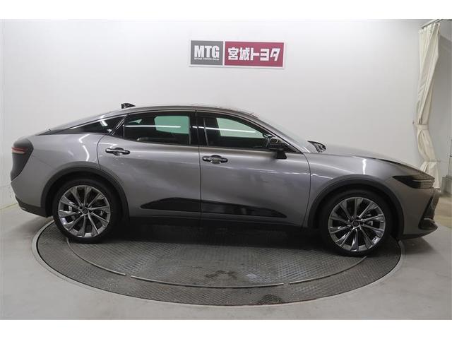 クラウンクロスオーバー Ｇアドバンスド・レザーパッケージ　革シート　４ＷＤ　フルセグ　ミュージックプレイヤー接続可　バックカメラ　衝突被害軽減システム　ＥＴＣ　ドラレコ　ＬＥＤヘッドランプ　ワンオーナー　記録簿（8枚目）