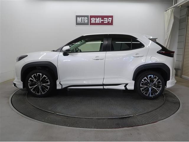 ヤリスクロス Ｚ　ミュージックプレイヤー接続可　バックカメラ　衝突被害軽減システム　ＥＴＣ　ドラレコ　ＬＥＤヘッドランプ　ワンオーナー　フルエアロ　記録簿（10枚目）