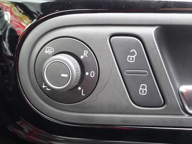 ザ・ビートル Ｒライン　Ｒライン／ワンオーナー／禁煙／純正ナビ／Ｂｌｕｅｔｏｏｔｈ／ＵＳＢ／バックカメラ／スマートエントリー／プッシュスタート／ＨＩＤ／ヘッドランプ／クルコン／パークディスタンス／ブラインドスポット（20枚目）