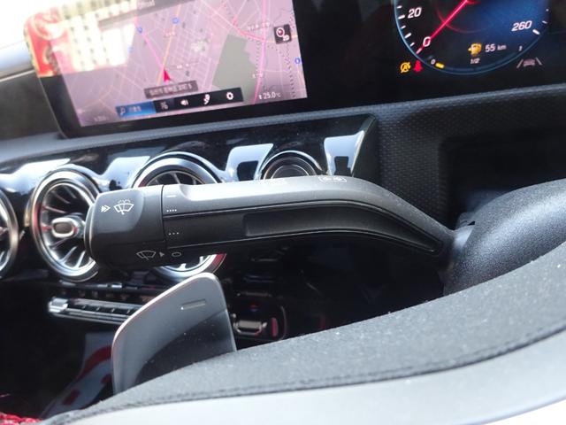 ＣＬＡクラス ＣＬＡ２００ｄ　ＡＭＧライン　パノラミックスライディングルーフ　レーダーセーフティパッケージ　ナビゲーションパッケージ　アドバンストパッケージ　純正ナビ　全方位カメラ　地デジＴＶ　ＥＴＣ２．０　Ｂｌｕｅｔｏｏｔｈ対応　ＨＵＤ（31枚目）