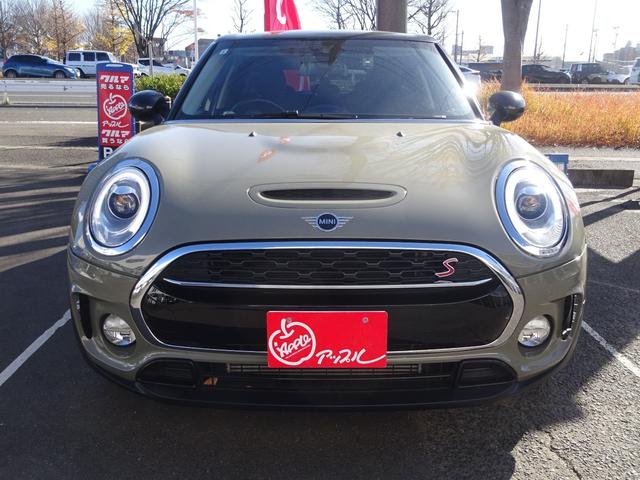ＭＩＮＩ クーパーＳＤ　クラブマン　ユーザー買取車　ディーゼルターボ　純正ナビ　バックカメラ　リモコンキー　革巻ステアリング　ＵＳＢ　Ｂｌｕｅｔｏｏｔｈオーディオ　スモークフィルム　ドライブレコーダー　クルーズコントロール（2枚目）