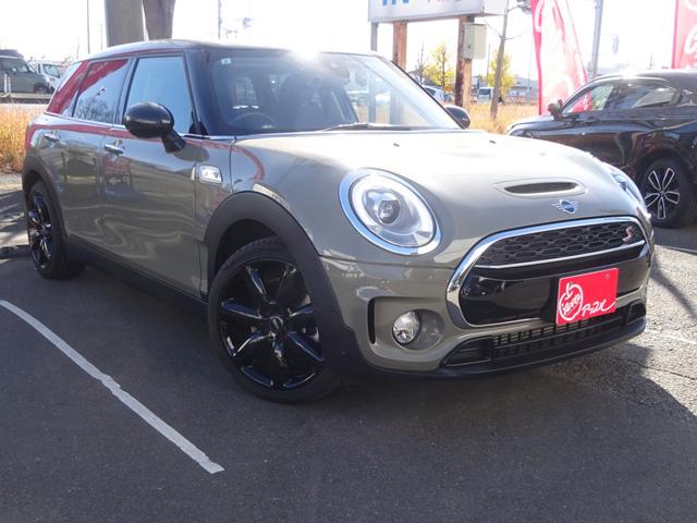 ＭＩＮＩ クーパーＳＤ　クラブマン　ユーザー買取車　ディーゼルターボ　純正ナビ　バックカメラ　リモコンキー　革巻ステアリング　ＵＳＢ　Ｂｌｕｅｔｏｏｔｈオーディオ　スモークフィルム　ドライブレコーダー　クルーズコントロール（3枚目）