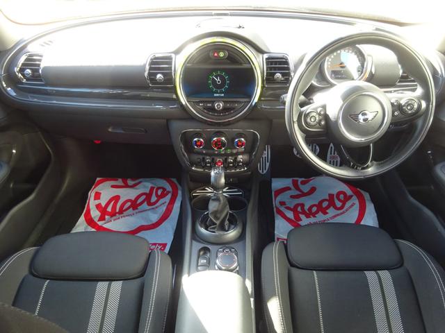 ＭＩＮＩ クーパーＳＤ　クラブマン　ユーザー買取車　ディーゼルターボ　純正ナビ　バックカメラ　リモコンキー　革巻ステアリング　ＵＳＢ　Ｂｌｕｅｔｏｏｔｈオーディオ　スモークフィルム　ドライブレコーダー　クルーズコントロール（8枚目）