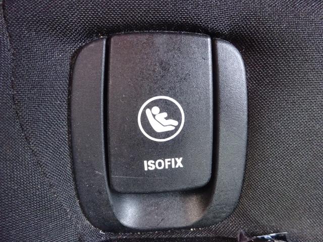 ＭＩＮＩ クーパーＳＤ　クラブマン　ユーザー買取車　ディーゼルターボ　純正ナビ　バックカメラ　リモコンキー　革巻ステアリング　ＵＳＢ　Ｂｌｕｅｔｏｏｔｈオーディオ　スモークフィルム　ドライブレコーダー　クルーズコントロール（19枚目）