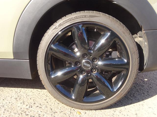 ＭＩＮＩ クーパーＳＤ　クラブマン　ユーザー買取車　ディーゼルターボ　純正ナビ　バックカメラ　リモコンキー　革巻ステアリング　ＵＳＢ　Ｂｌｕｅｔｏｏｔｈオーディオ　スモークフィルム　ドライブレコーダー　クルーズコントロール（24枚目）