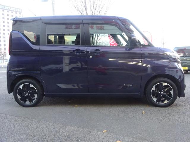 ルークス ハイウェイスター　Ｘ　プロパイロットエディション　禁煙　１オーナー　４ＷＤ　純正１４ＡＷ冬タイヤ　社外１５ＡＷ夏タイヤ有り　エマブレ　アイドリングストップ　両側電動スライドドア　ケンウッドナビ　全方位カメラ　ＴＶ　ＥＴＣ　シートヒーター（8枚目）