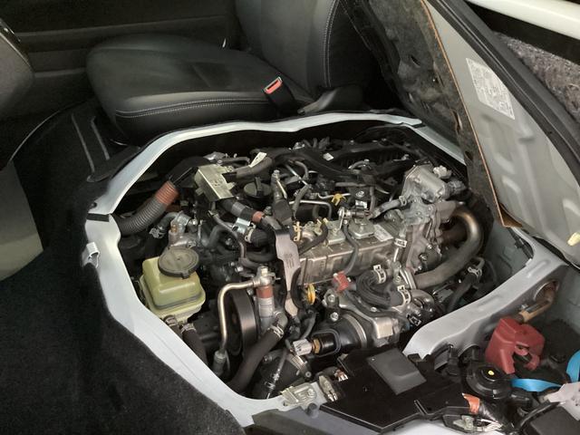 ハイエースバン スーパーＧＬ　ダークプライムＩＩ　純正ナビＴＶ　３６０度カメラ　両側パワースライドドア　純正ＥＴＣ２．０　フロントスポイラー　ウッドコンビハンドル　１インチローダウン　４ＷＤ　ワンオーナー（11枚目）