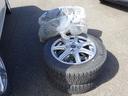 冬タイヤアルミホイール付です【中古車の特性上、タイヤにつきましてはノークレーム、ノーリターンでお願いいたします】