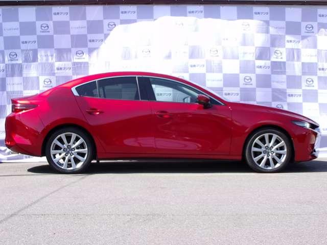 マツダ ＭＡＺＤＡ３セダン