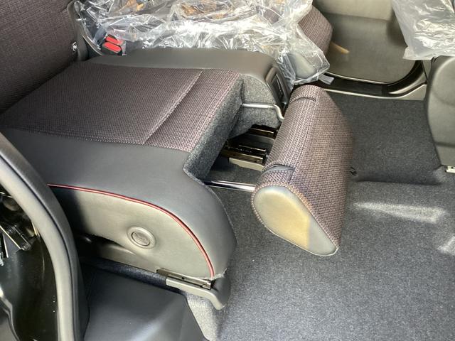 【セカンドシートオットマン】