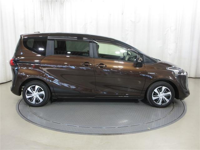 シエンタ ハイブリッドG クエロ 寒冷地 衝突被害軽減システム メモリーナビ フルセグ LEDヘッドランプ 両側電動スライド バックカメラ スマートキー オートクルーズコントロール アイドリングストップ ETC 盗難防止装置 キーレス(5枚目)