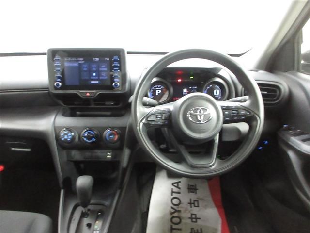 しっかりまとまりのあるインパネデザイン。各種のスイッチ類も使いやすい位置に配置され、快適な操作環境を提供します！