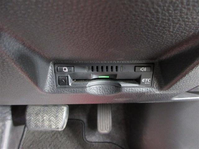 ビルトインタイプのＥＴＣで車内の収まりもスッキリ！　高速を使う方は必須のオプションですね！